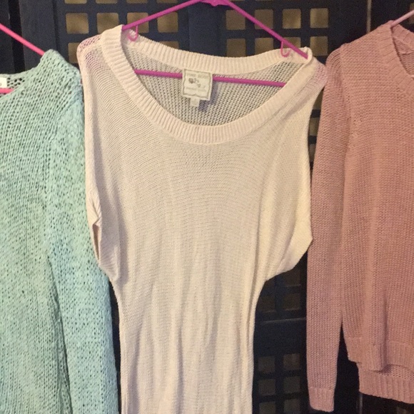 SWEATER BUNDLE - Picture 4 of 6